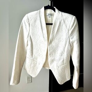 Ovi White Floral Embroidered Blazer